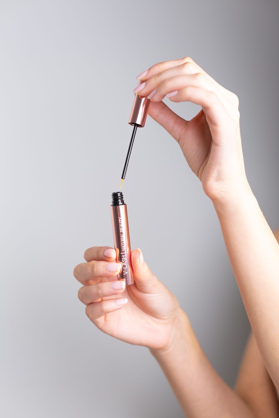 VITRALASH Wimpernserum in der Anwendung